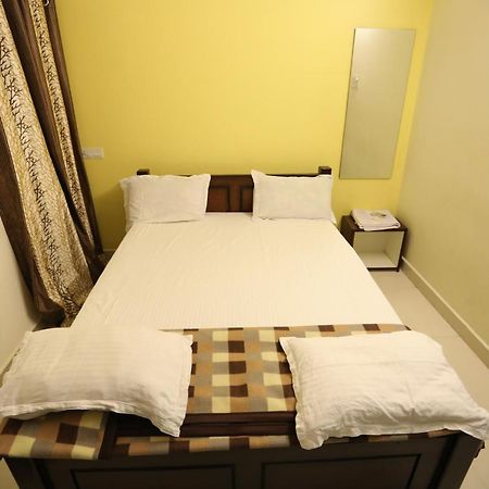 Moonlight Residency Hotel Tiruchirappalli Екстериор снимка